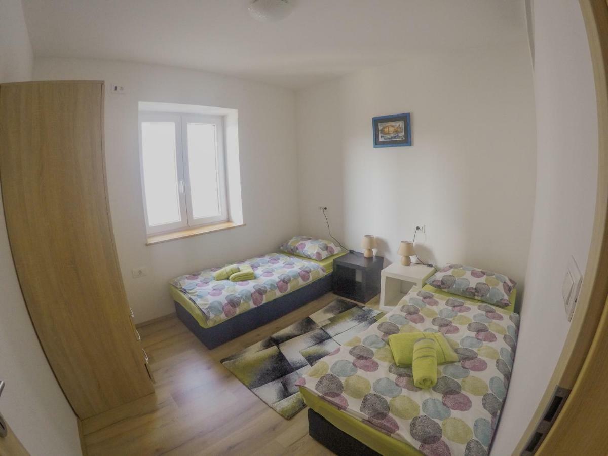 Ferienwohnung Prenocisca Rusjan Rence Exterior foto