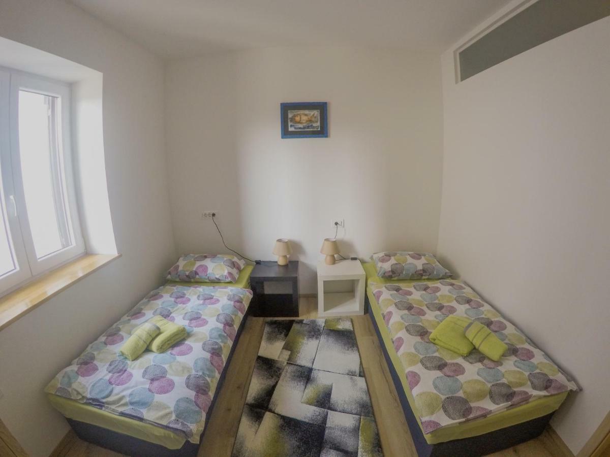 Ferienwohnung Prenocisca Rusjan Rence Exterior foto